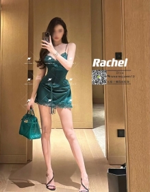 Rachel super model’s smile and body  thumbnail version 1